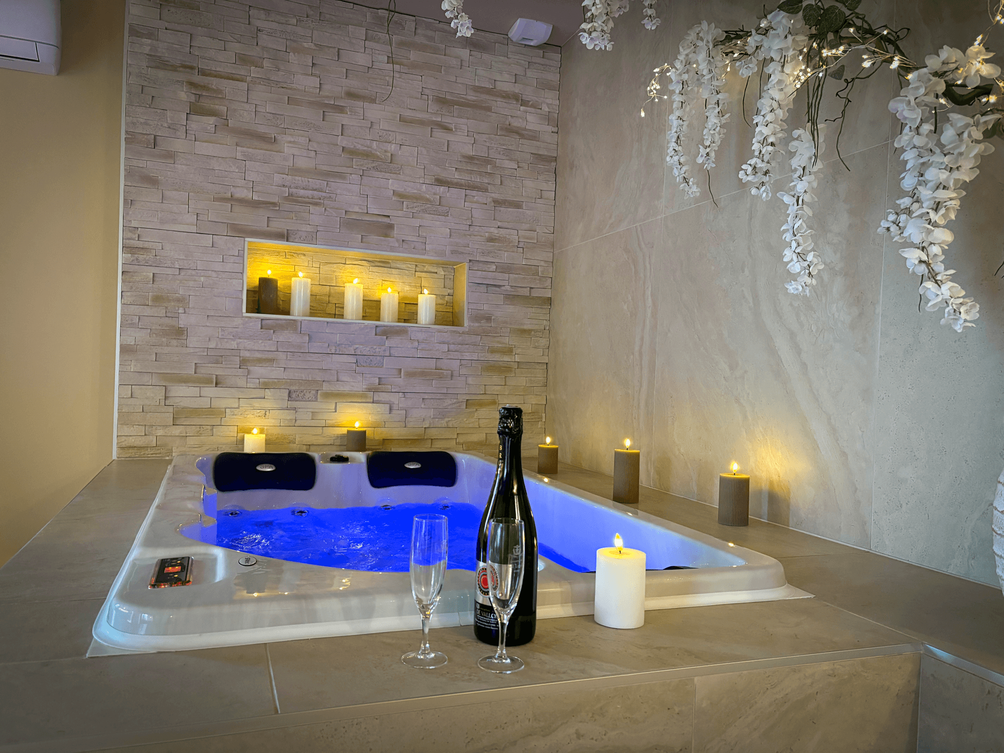 Baldamour Suite romantique couple Caen jacuzzi35